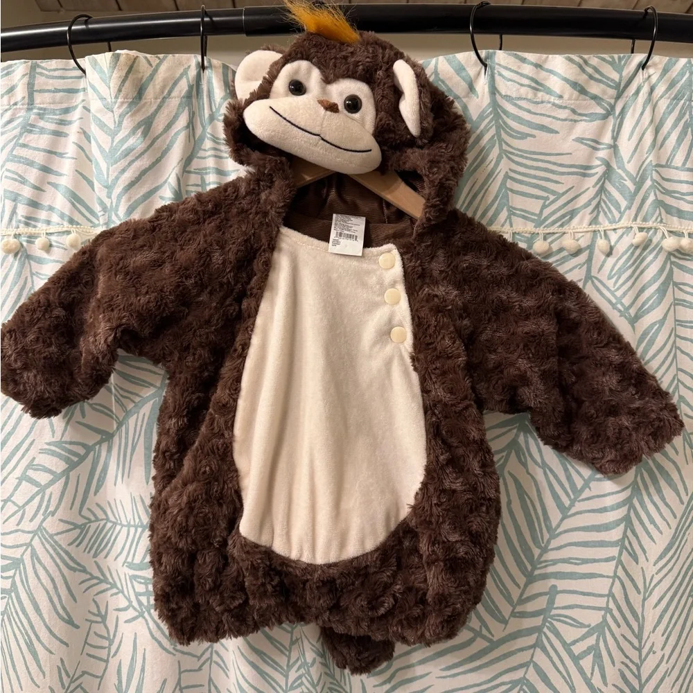 Infant Monkey Costume⭐️3 for $20⭐️